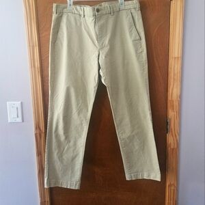 GAP Essential Khaki Straight 38x30